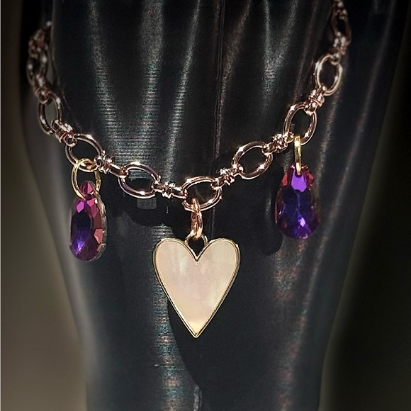 Jewelry - Elegant Heart and Teardrop Charm Bracelet